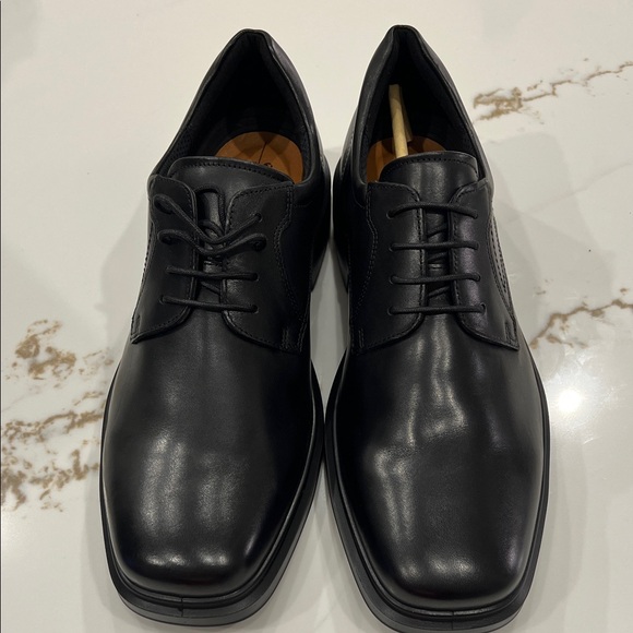 Ecco Other - Ecco Men's Black Leather Oxfords